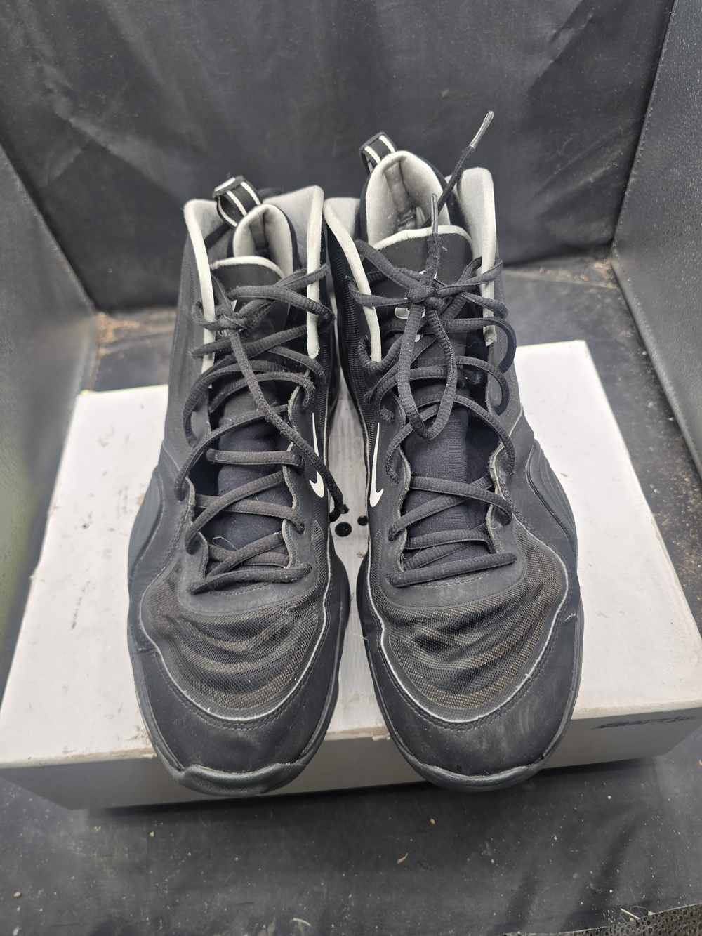 SKU 0346‎ Nike Men’s Black and Gray Mid-Top Athletic Sneakers
